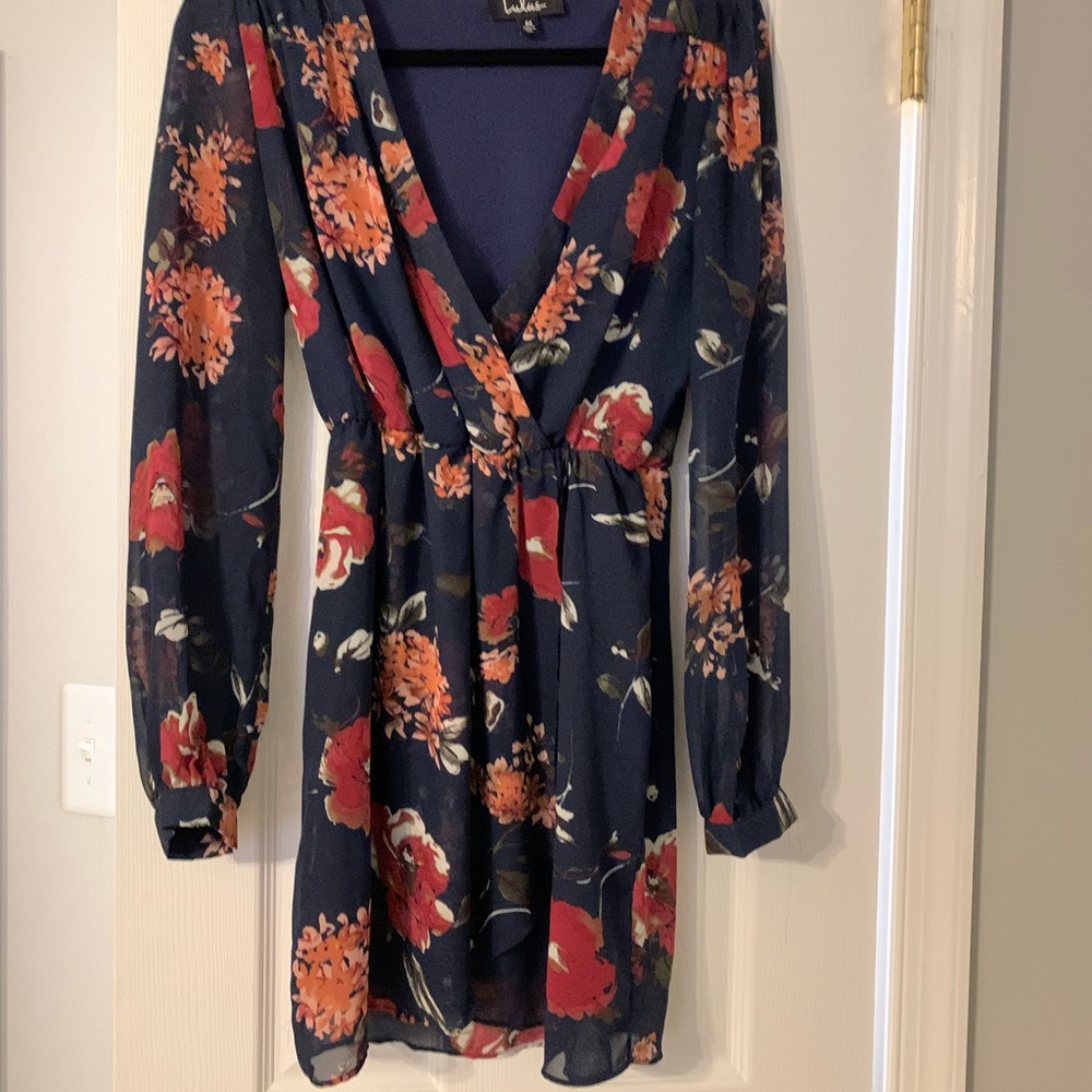 Long sleeve dress. Worn once. Extremely comfortable.